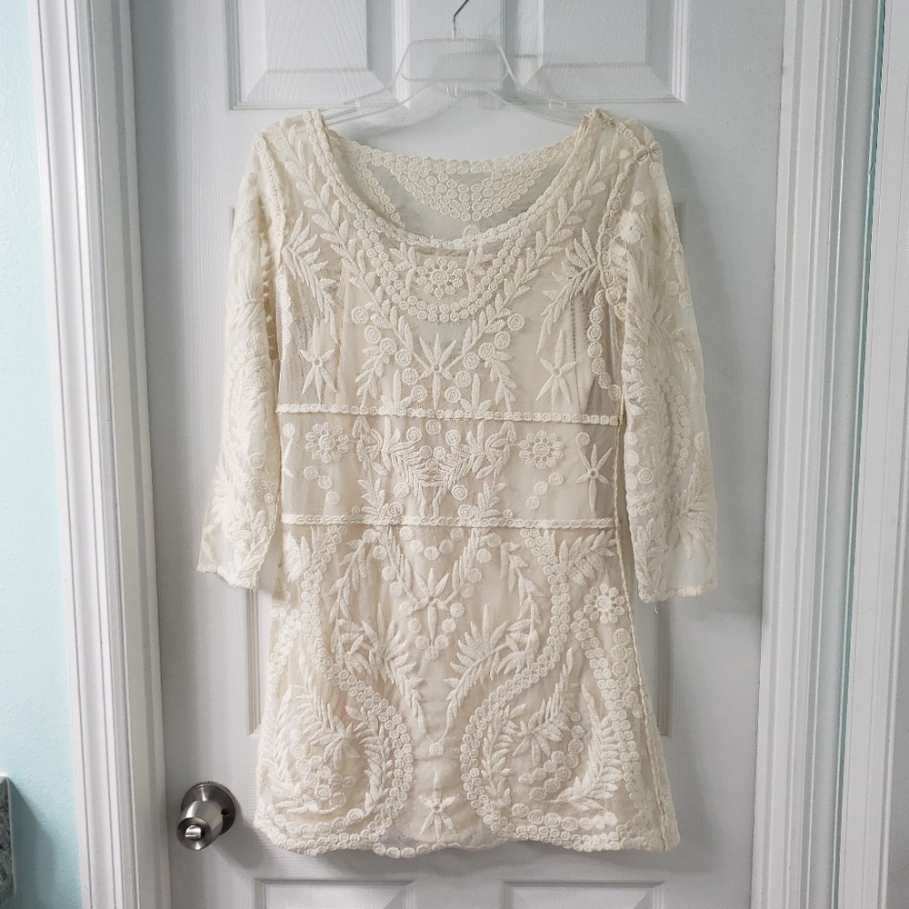 Express Cream Lace Dress Size S - Picture 2 of 6